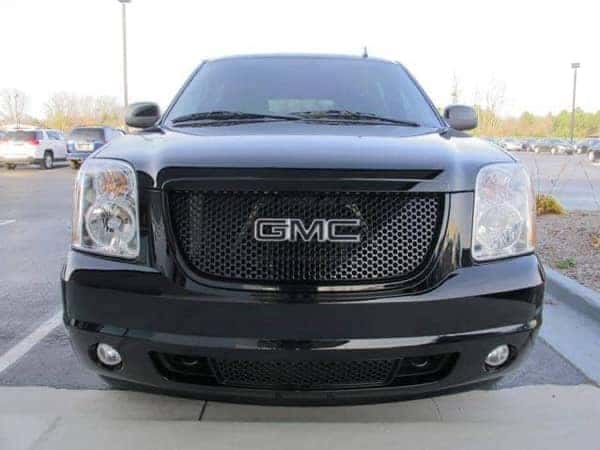 ToddWenzel-Customs- Front facinng Grill shot of a black GMC Sierra