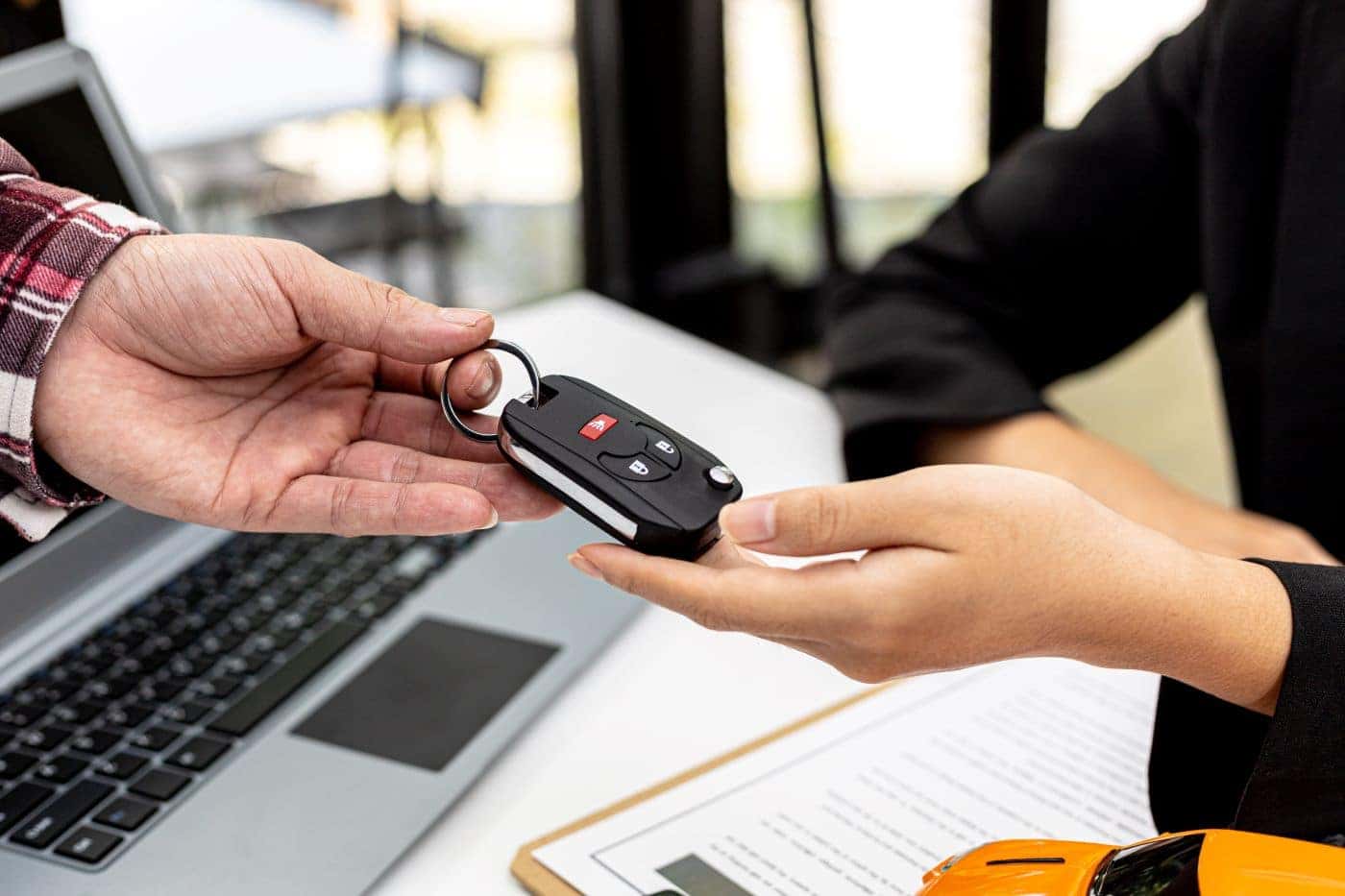 Leasing vs Buying a Car