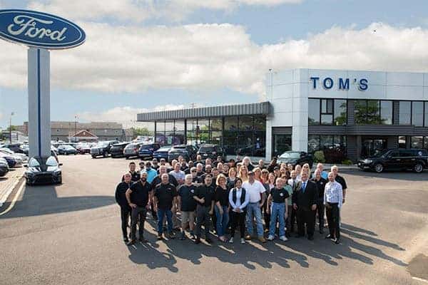 Arriba 79+ imagen tom ford car dealership