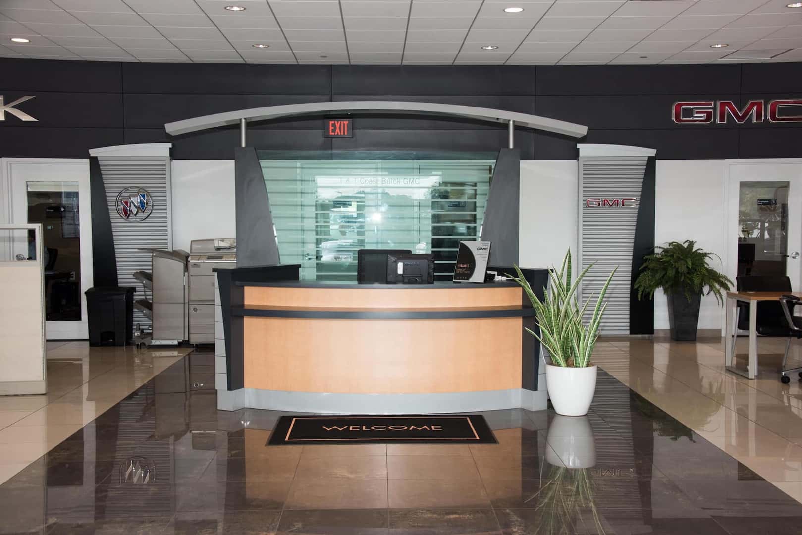 Help desk at dealership