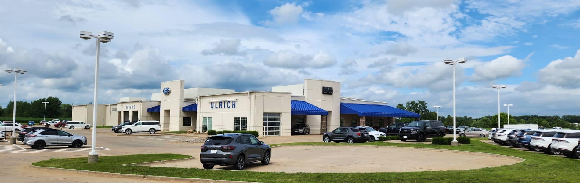 Ulrich Ford dealership front