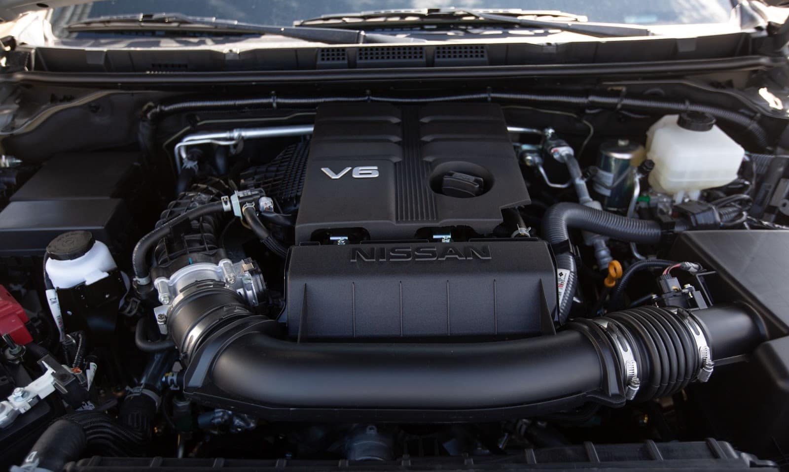 V6 Engine on 2022 Nissan Frontier