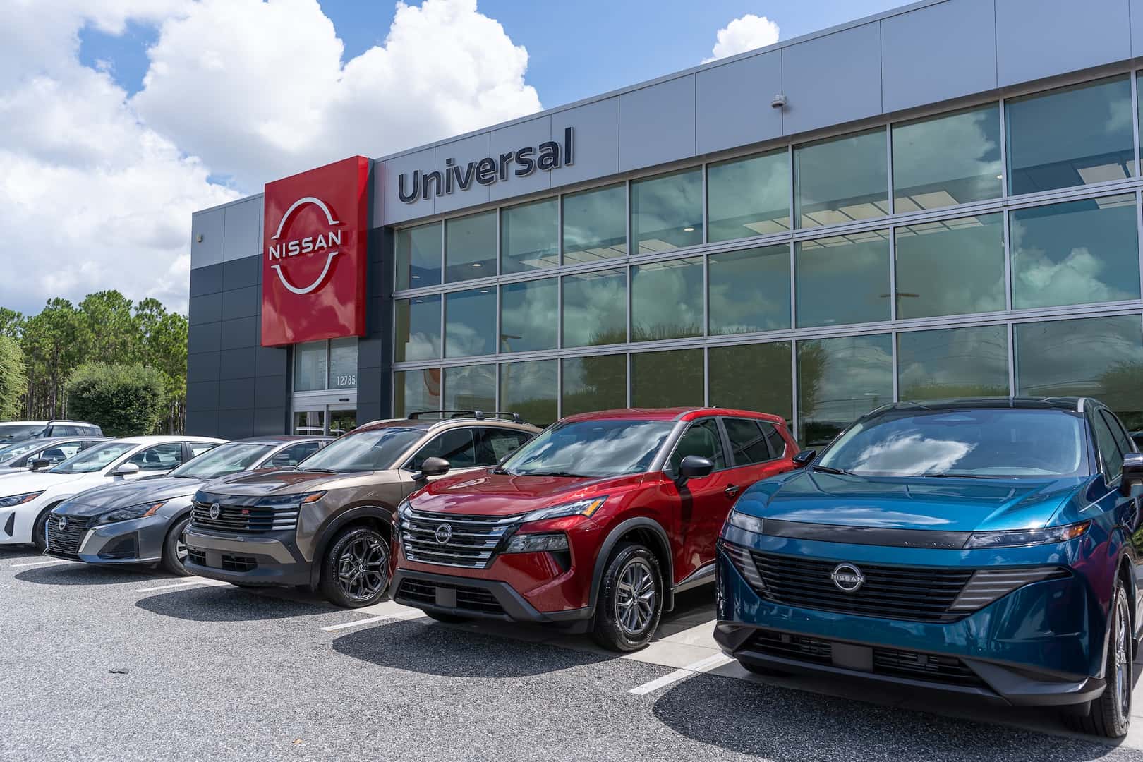 welcome to universal nissan