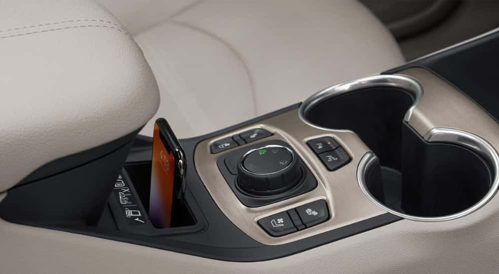 Center console in a 2024 GMC Terrain Denali 