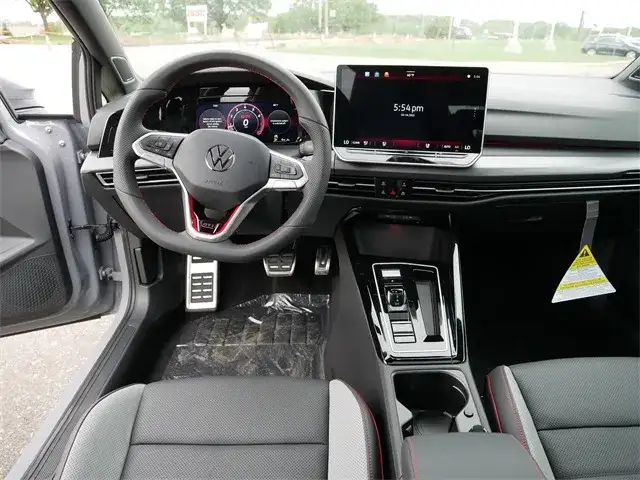 2025 Volkswagen Golf GTI dash