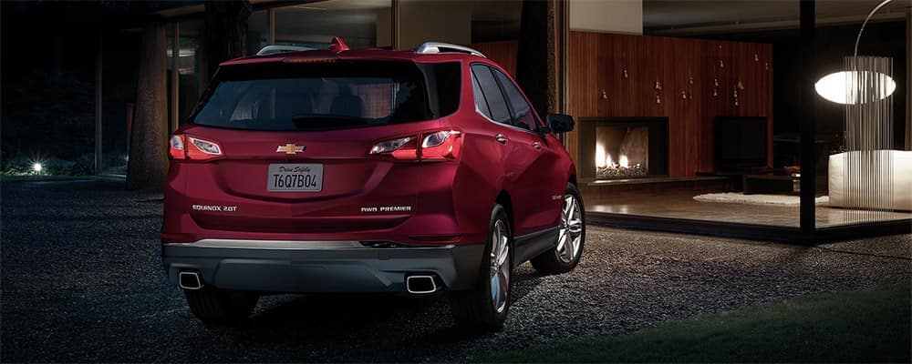 2020-Chevrolet-Equinox-red-rear-view-banner
