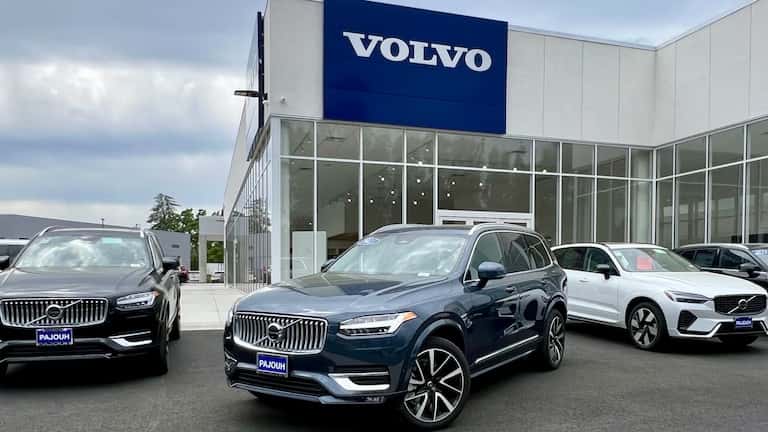 volvo-cars-chico-entrance and front carlot