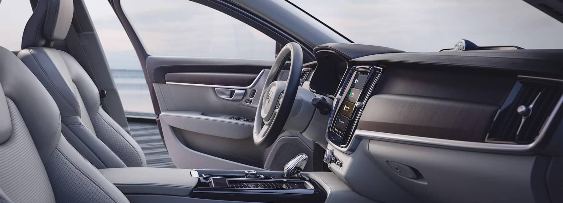 S90 Hybrid Interior Dashboard