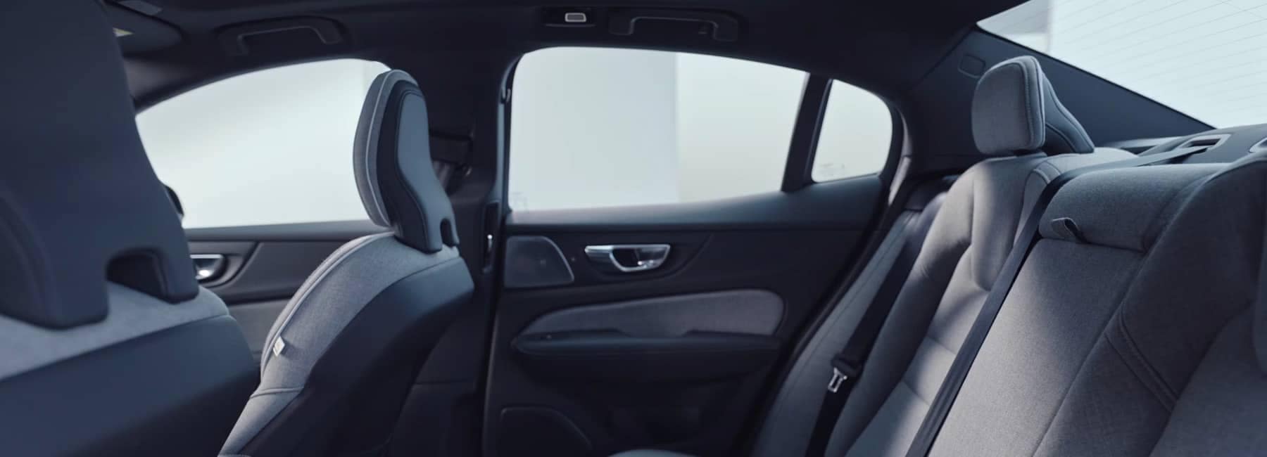 S60 Hybrid Interior back row