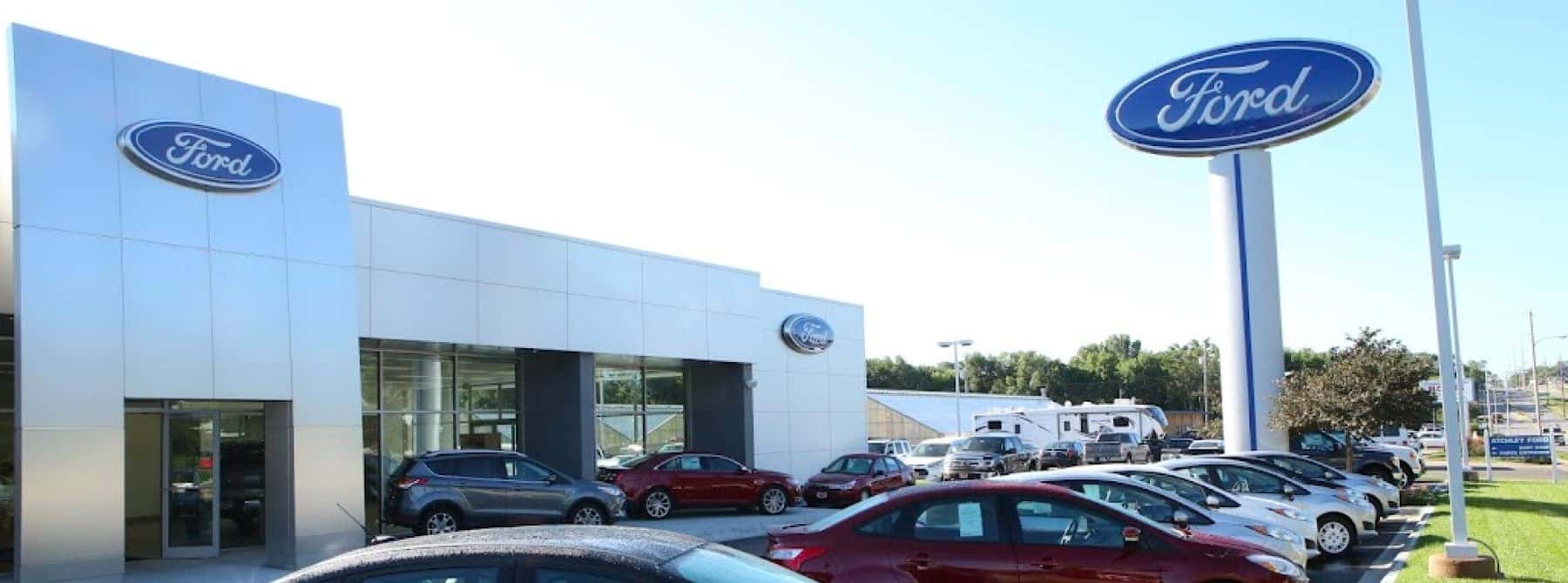 Welcome to Woodhouse Ford Omaha serving Papillion, Ne